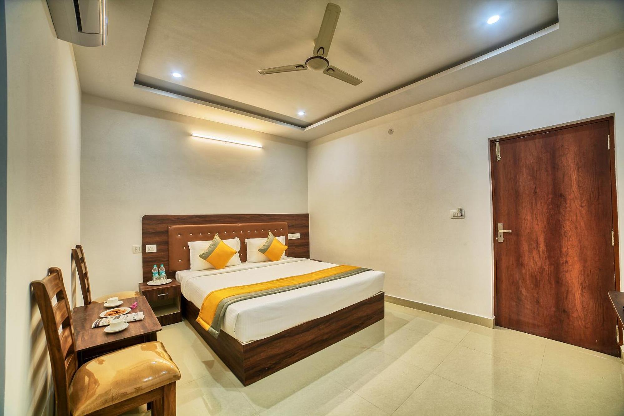 Visa Inn Hotel 4Kms From Airport L Free Airport Pickup & Drop 24X7 Devanahalli Exteriör bild